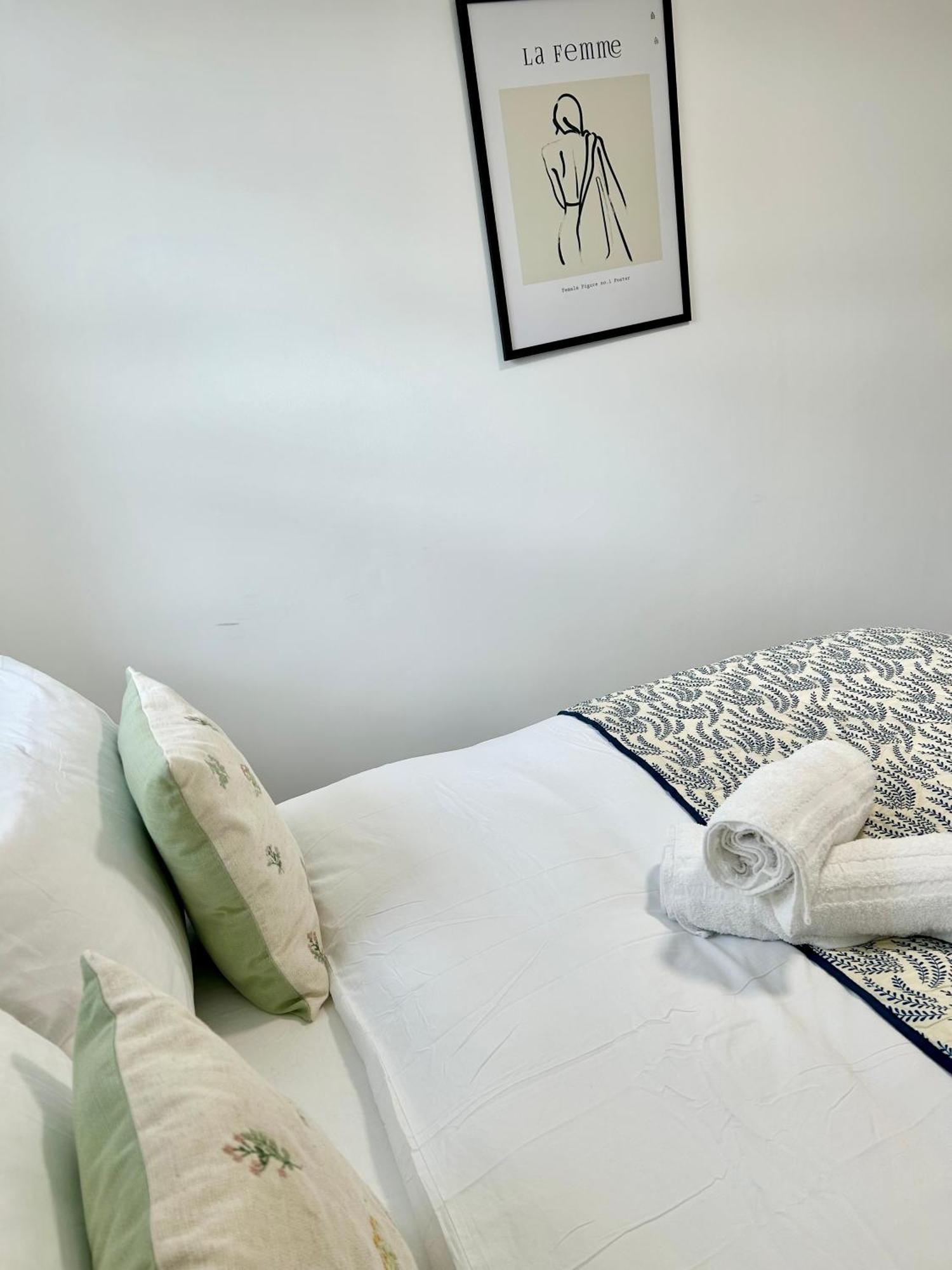 Failsworth Luxury Apartment With Free Parking By Daley Stays Mánchester Exterior foto