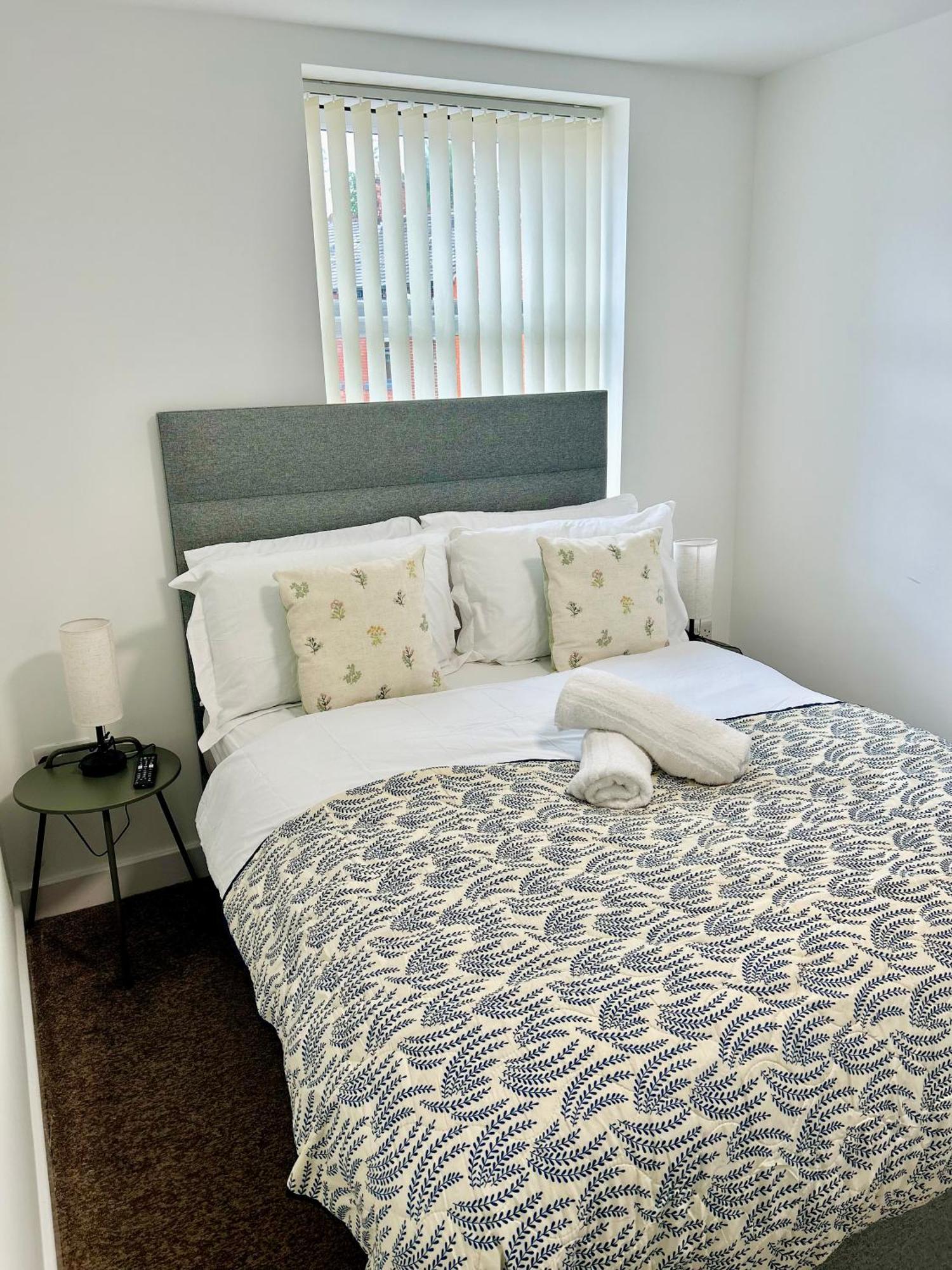 Failsworth Luxury Apartment With Free Parking By Daley Stays Mánchester Exterior foto